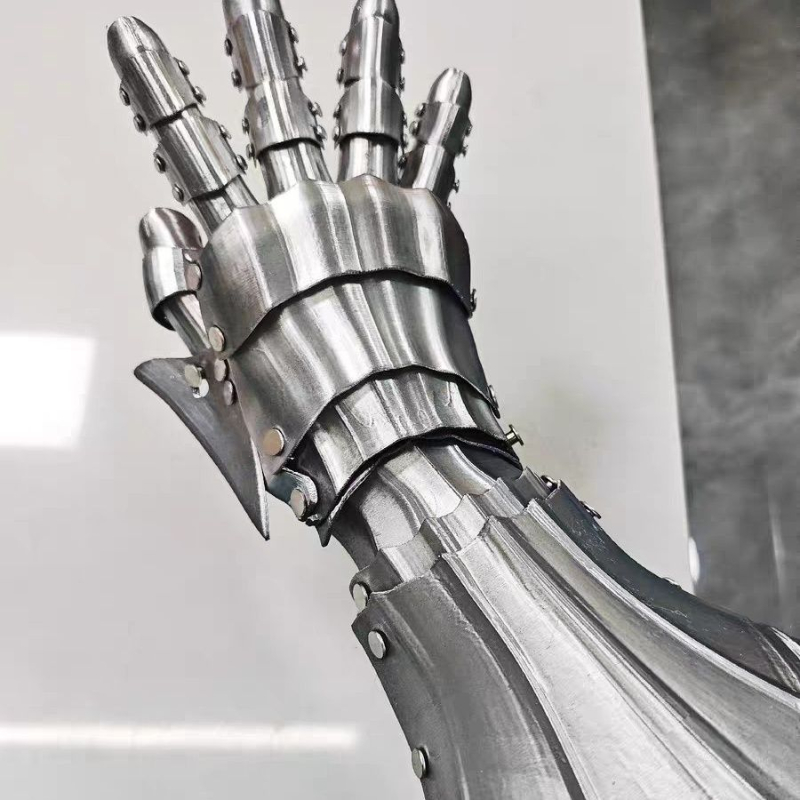 إكسسوار تكنولوجي للتنكر بأسلوب - مراجعة 3D Printing Knight Armor وسعره